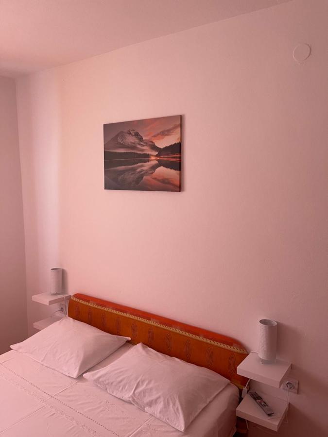 Apartmani Frane Tribalj 外观 照片
