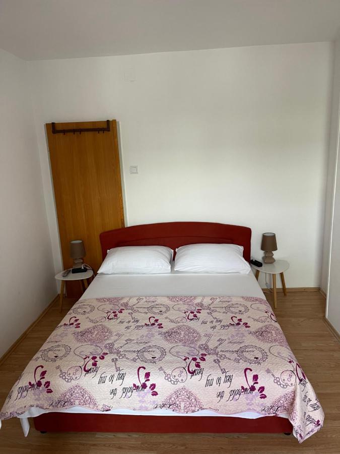 Apartmani Frane Tribalj 外观 照片